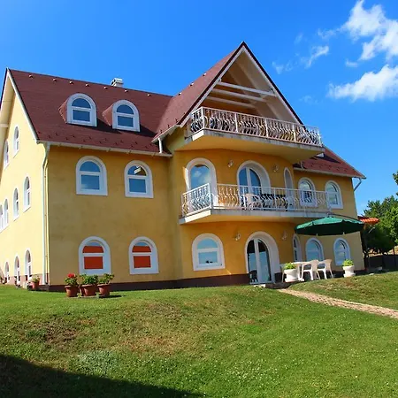 Szeibert Appartement *